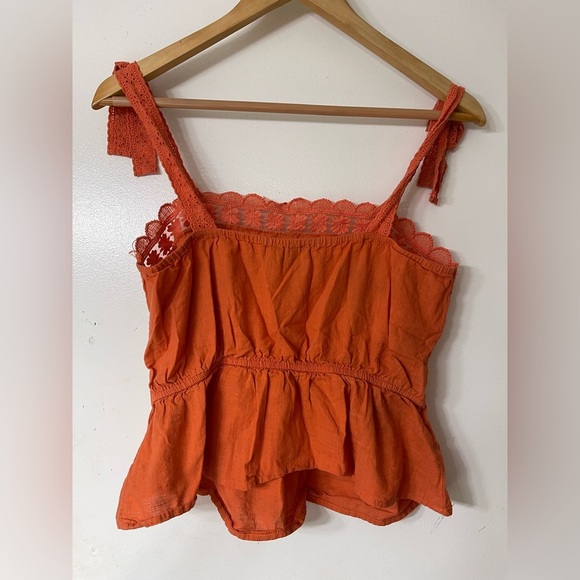 Milk & Honey Orange Lace Button Women's Top - Picture 3 of 4